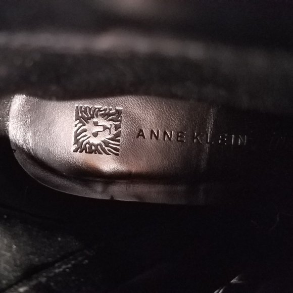 Anne Klein iFlex AKSTOKE Black Leather High Heel Booties - Picture 4 of 16